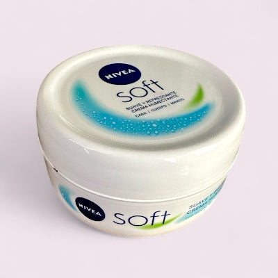 CREMA NIVEA SOFT 200 ML PARA CARA, CUERPO Y MANOS